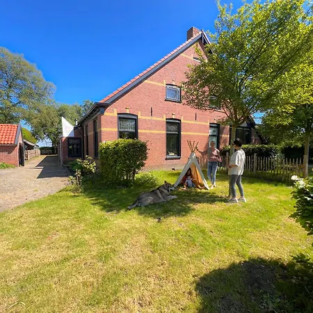 Gastenverblijf In Boerderij In Oost-Groningen Wedde Exterior photo